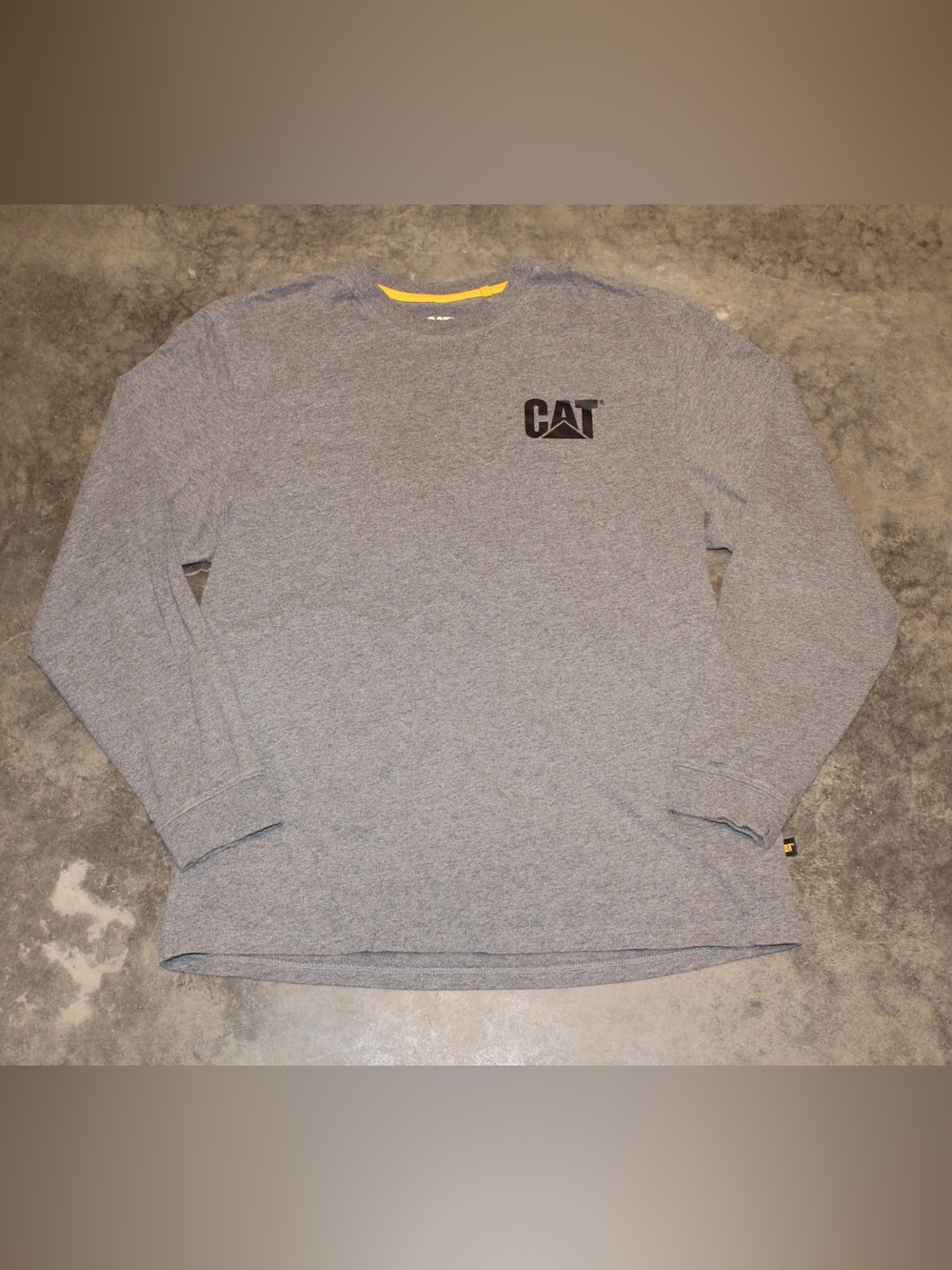 Caterpillar Men's Long Sleeve Crew Tee in Heather Gray with Black Logo
